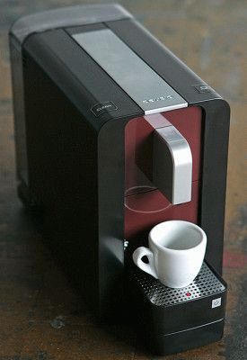 Капсульная кофеварка